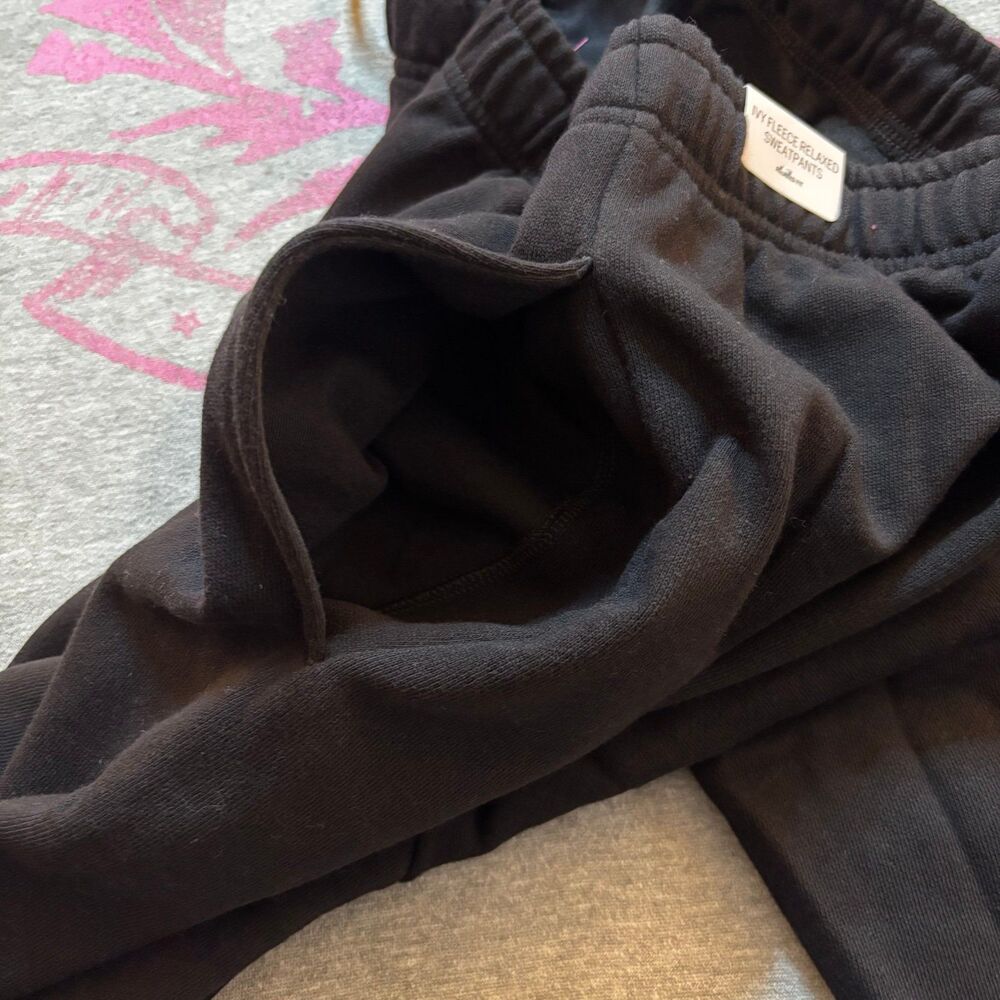 NWT VS PINK Black Love Pink Classics 1986 Logo Ivy Fleece Hoodie & Sweats XXL - Picture 9 of 12